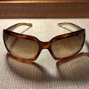 PRADA SPR 01H Oversized Tortoiseshell Sunglasses 61□16 Brown Gradient w/ Case